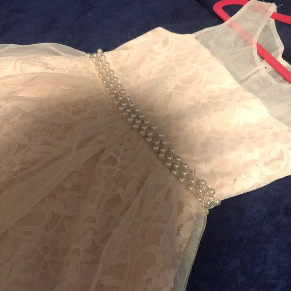 Girls Macy’s dress - Picture 4 of 4